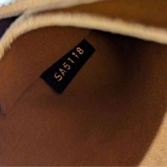 Louis Vuitton Damier Ebene Clapton Crossbody Bag - Picture 12 of 12